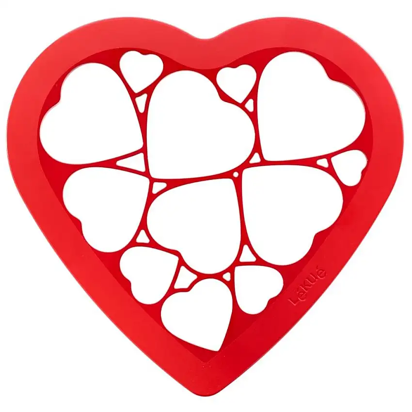 240057_tagliabiscotti-heart-25-cm-rosso-lekue-1