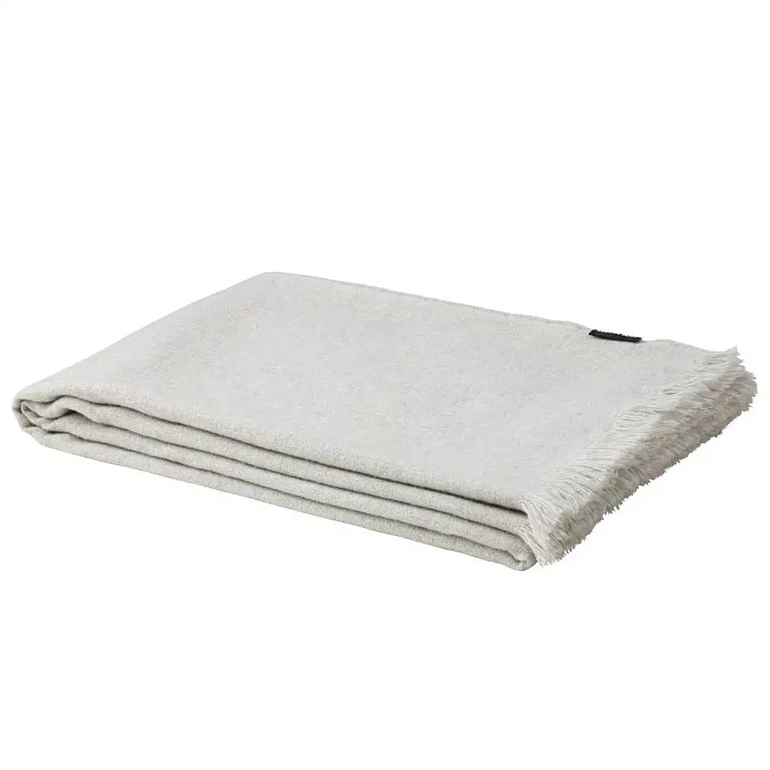 242256_coperta-classic-130-x-180-cm-grigia-merino-fritz-hansen-1