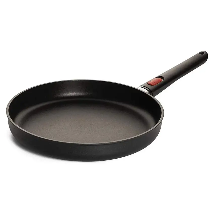 270552_222032-neprilnava-panev-eco-lite-ind-qxr-28-cm-s-odnimatelnou-rukojeti-hlinik-woll-1