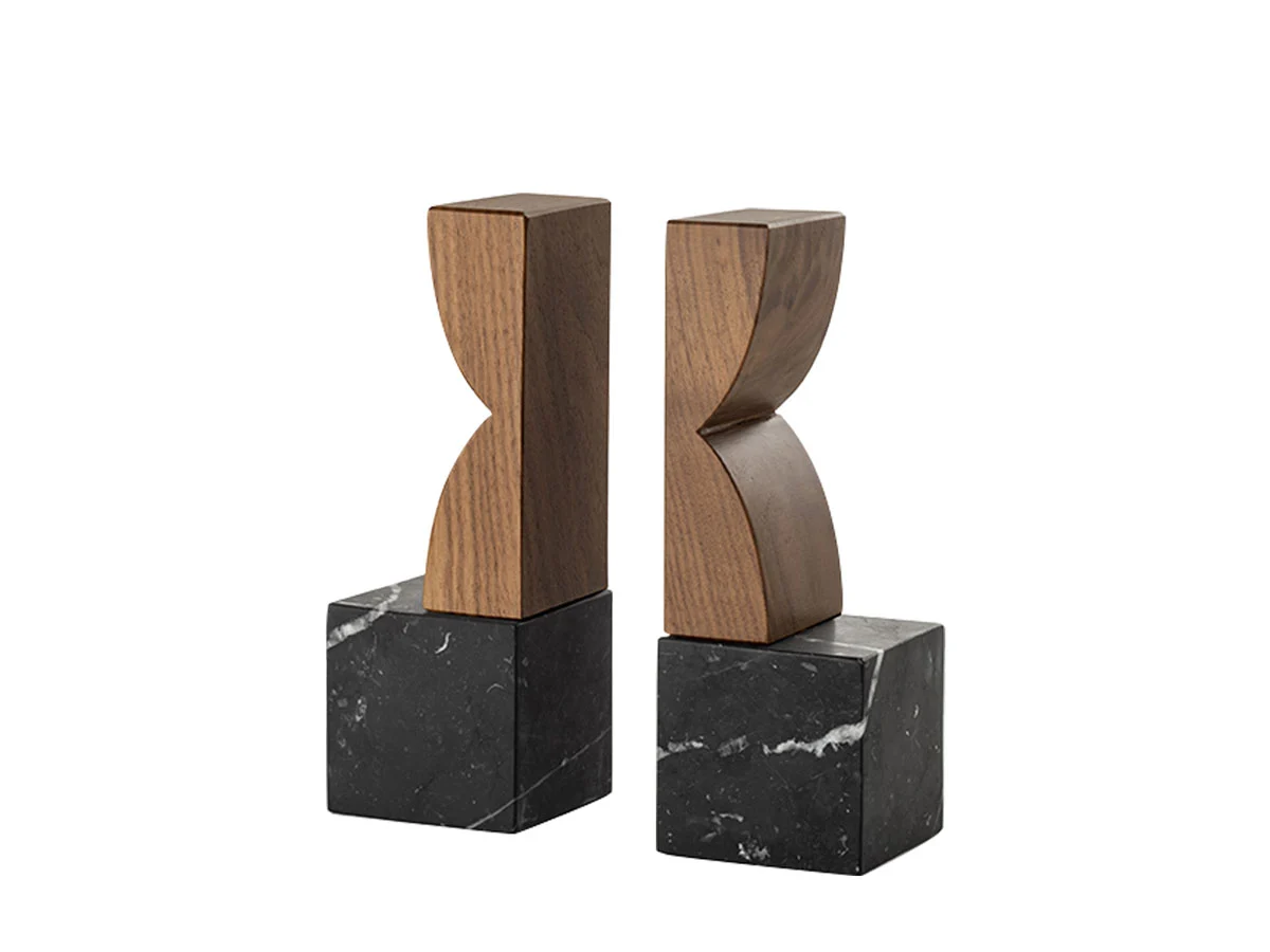 constantin-bookends-01-col-1