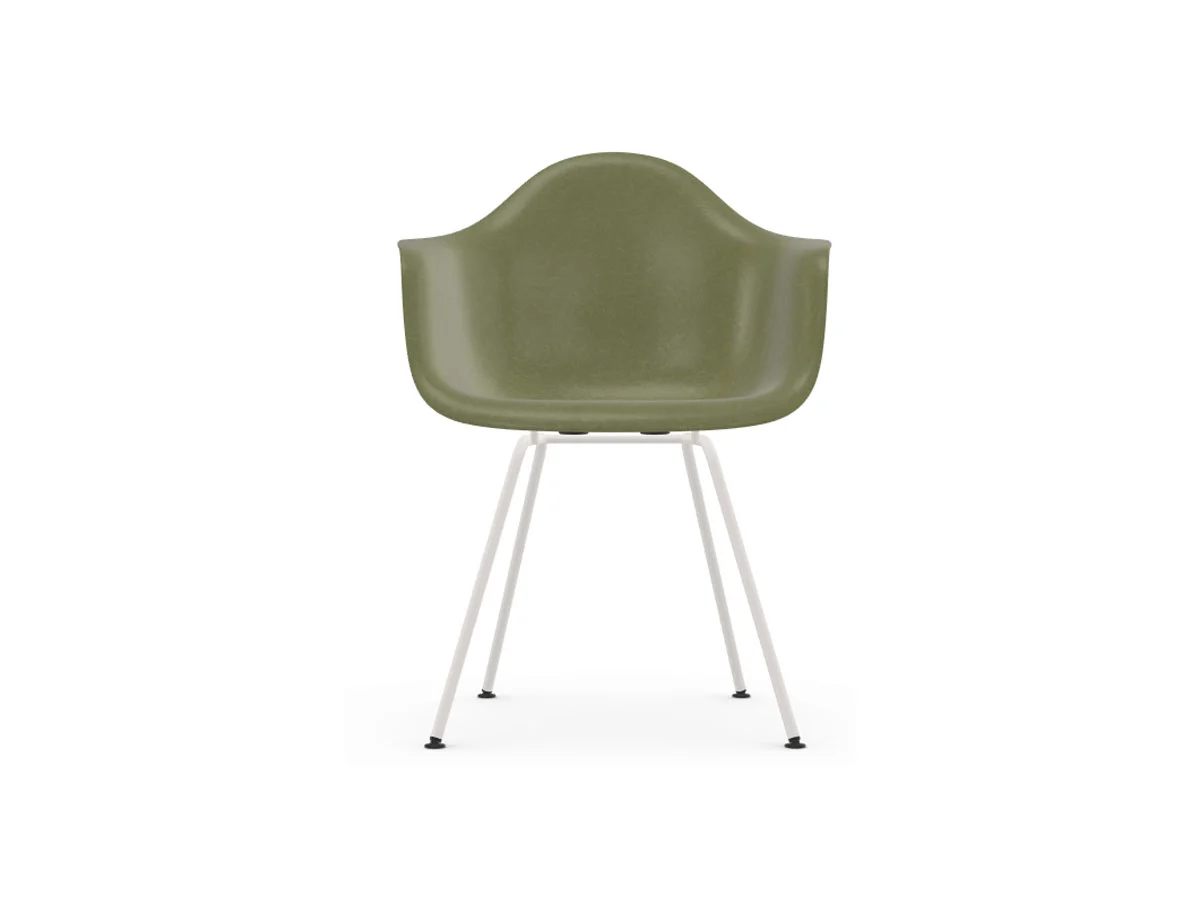 eames-fiberglass-armchair-dax-2