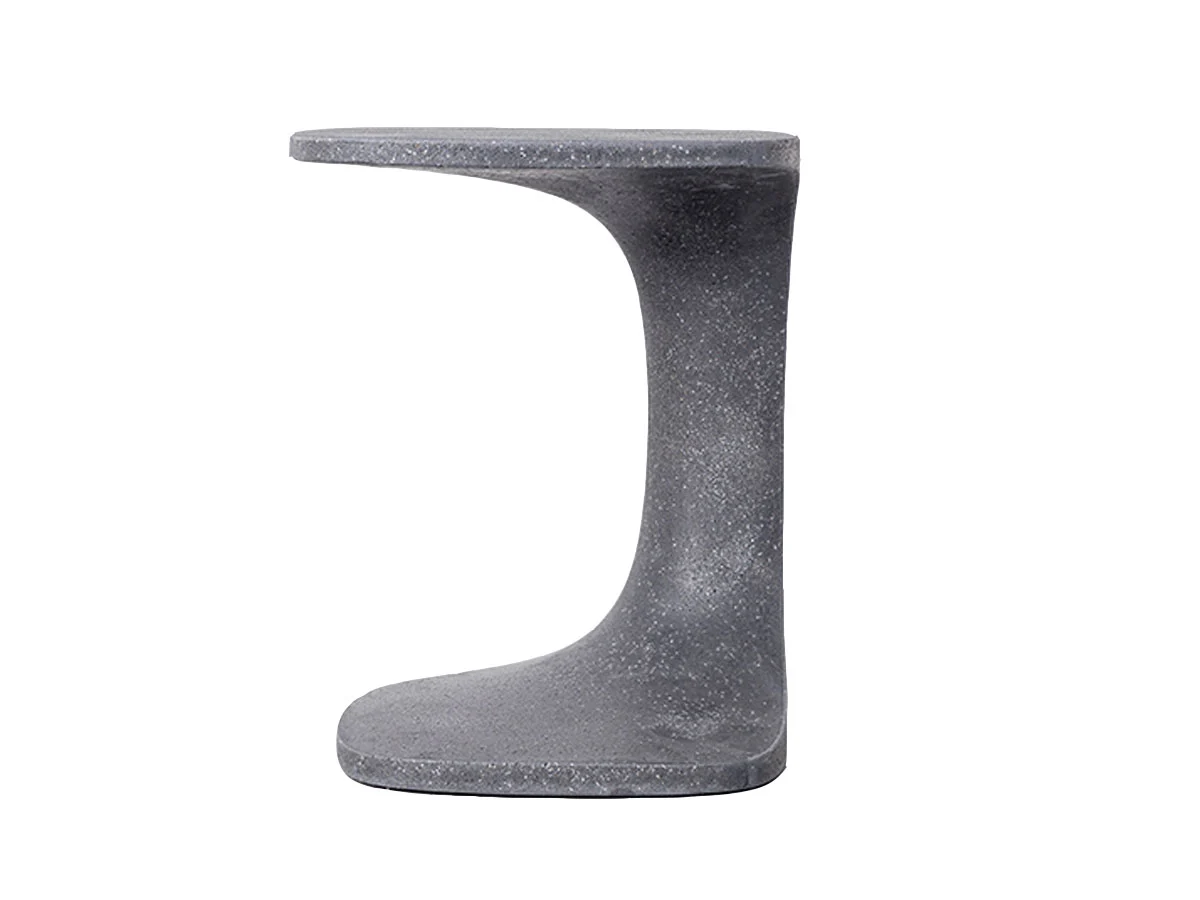 font-coffee-table-kristalia-claesson-koivisto-1