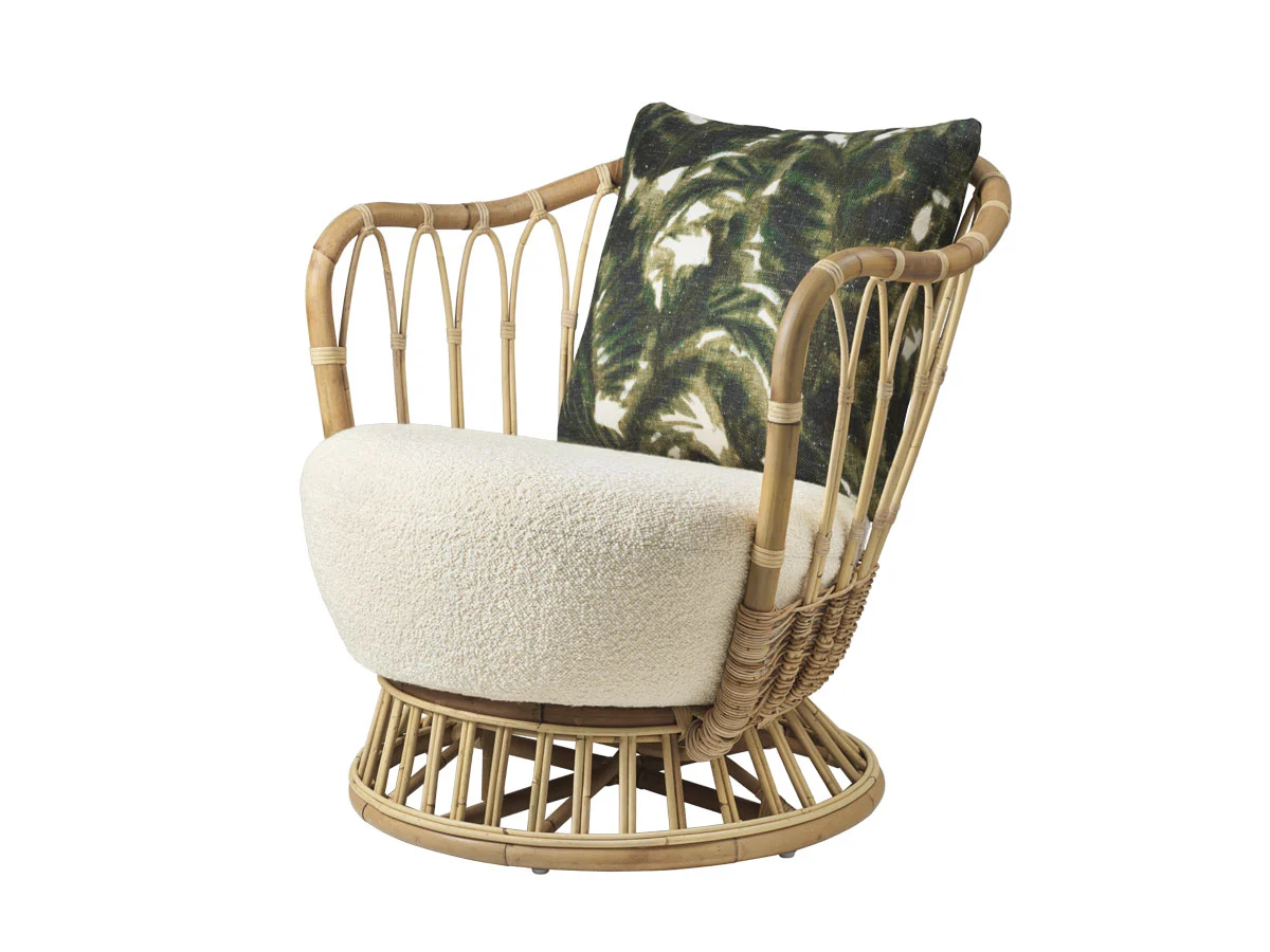grace-chair-larsen-karakorum-001-dedar-into-the-forest-003-gubi-1