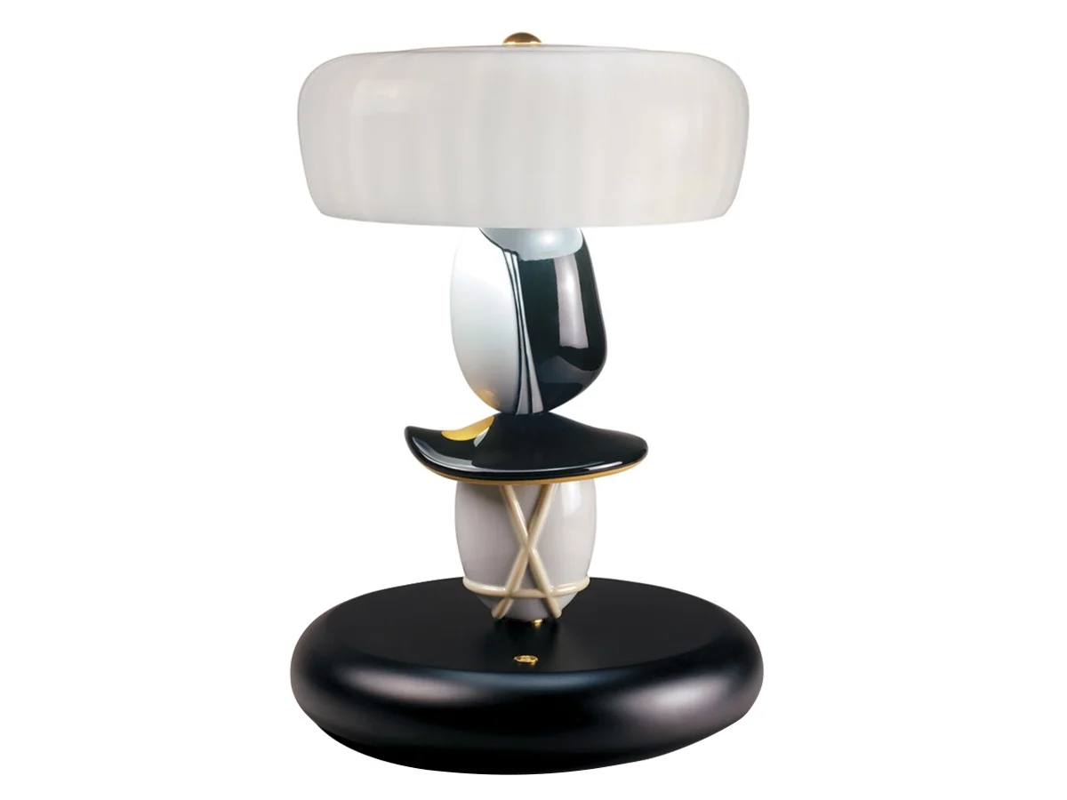 hairstyle-table-lamp-by-lladr-1
