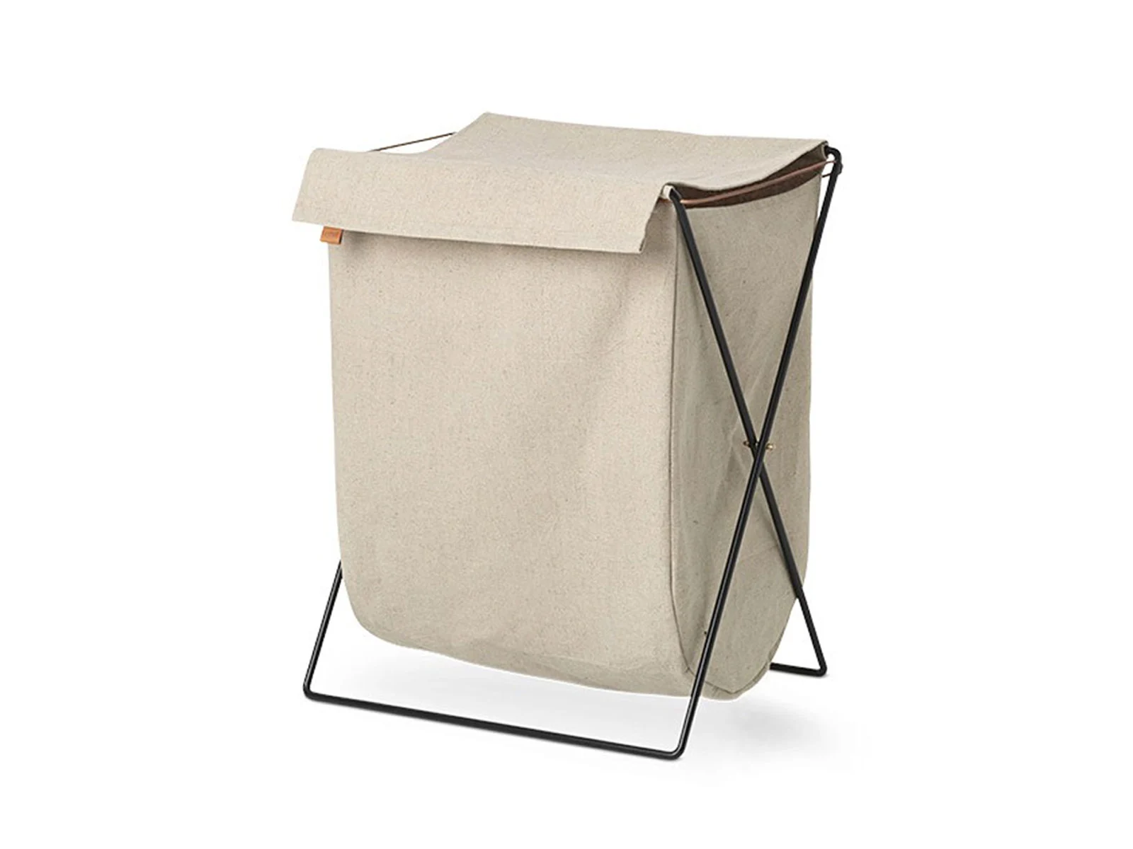 herman-laundry-stand-ferm-living-1
