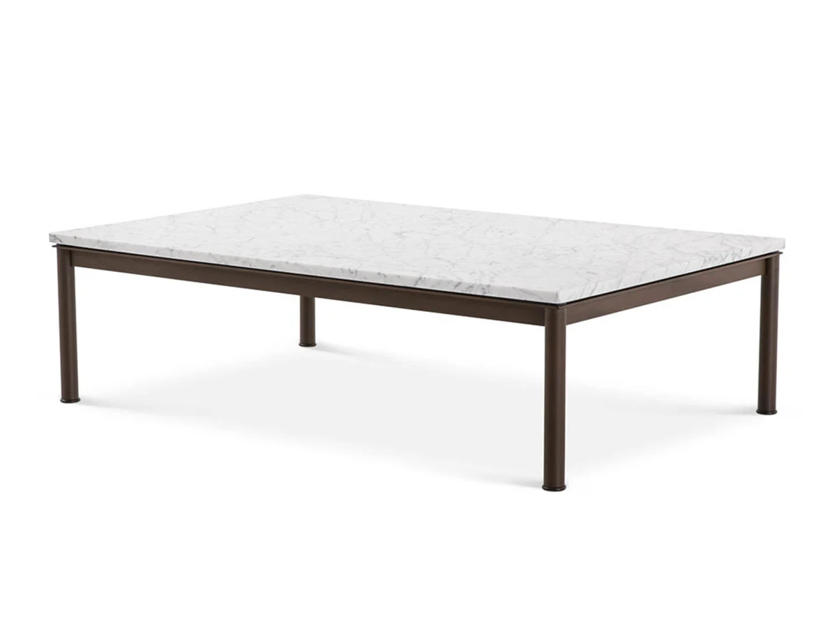 lc10-p-table-outdoor-t04-1-cassina-1
