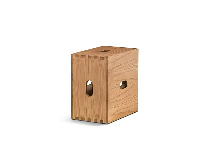 lc14tabouretcabanoncassina-1
