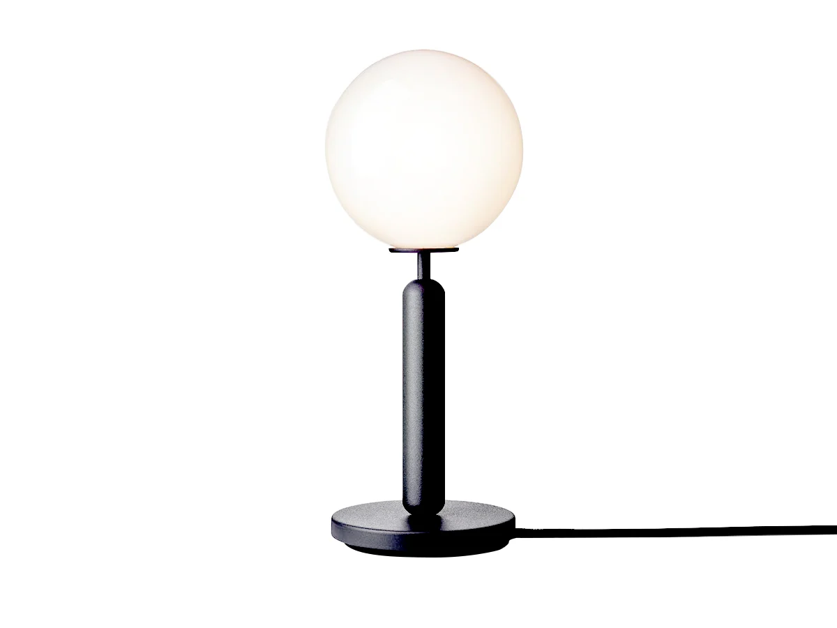 miira-lampada-da-tavolo-1-1