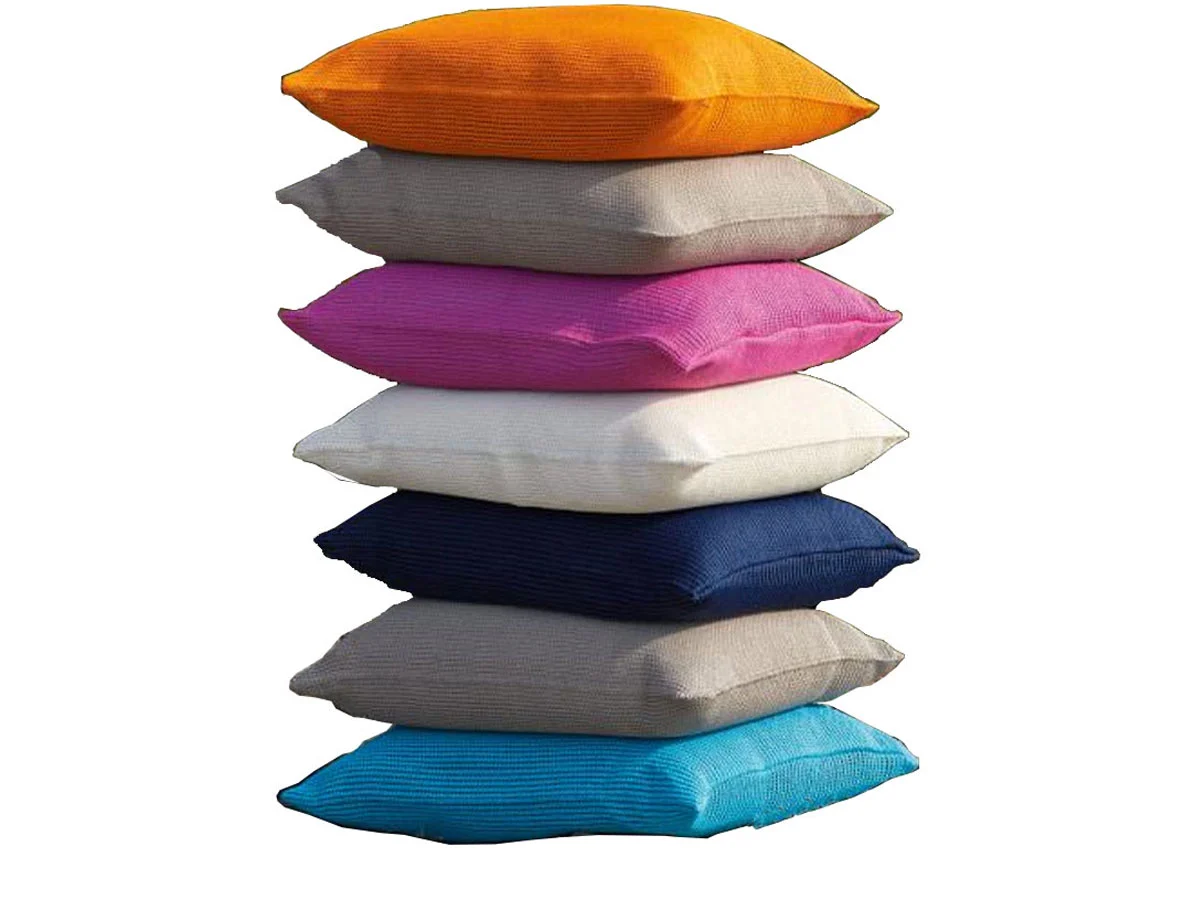 morfeo-outdoor-cushion-50x50-myyour-complete-collection3-1