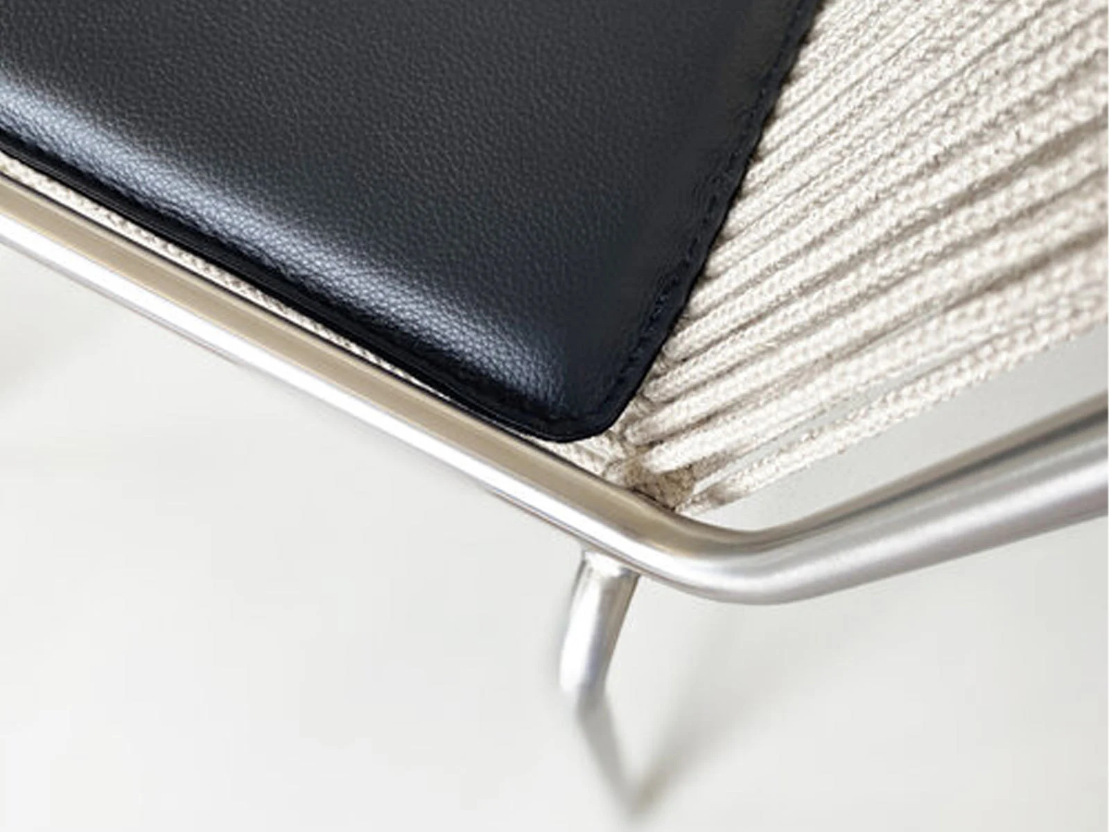 noelcushion3333-1