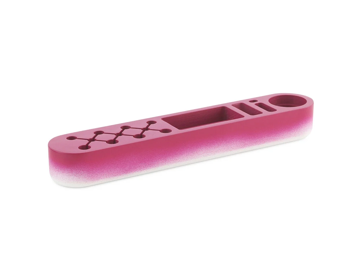 one-piece-classic-normann-copenhagen-yuue-magenta-1