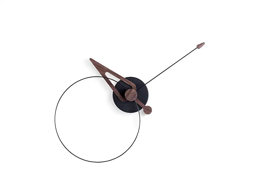 pico-black-fiberglass-walnut-wood-hands-1-1