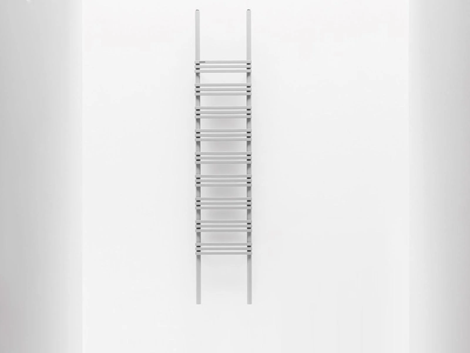 pioliwallradiatorantrax-1