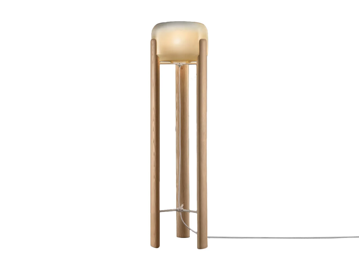 sata-floor-lamp-1