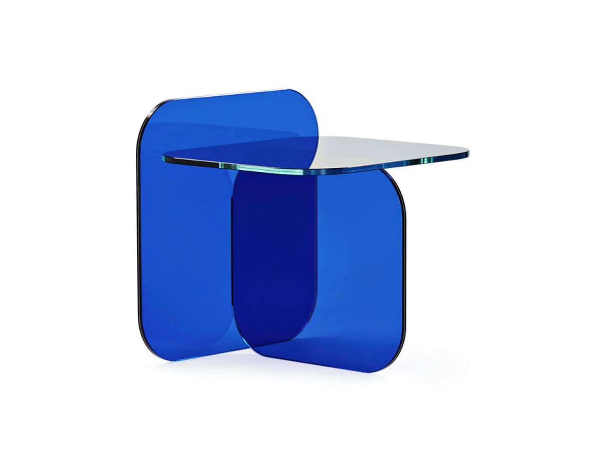 sol-side-table-royal-blu-3-classicon-1