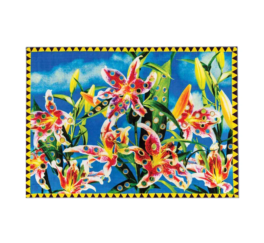 toilet-paper-rug-flower-with-holes-2