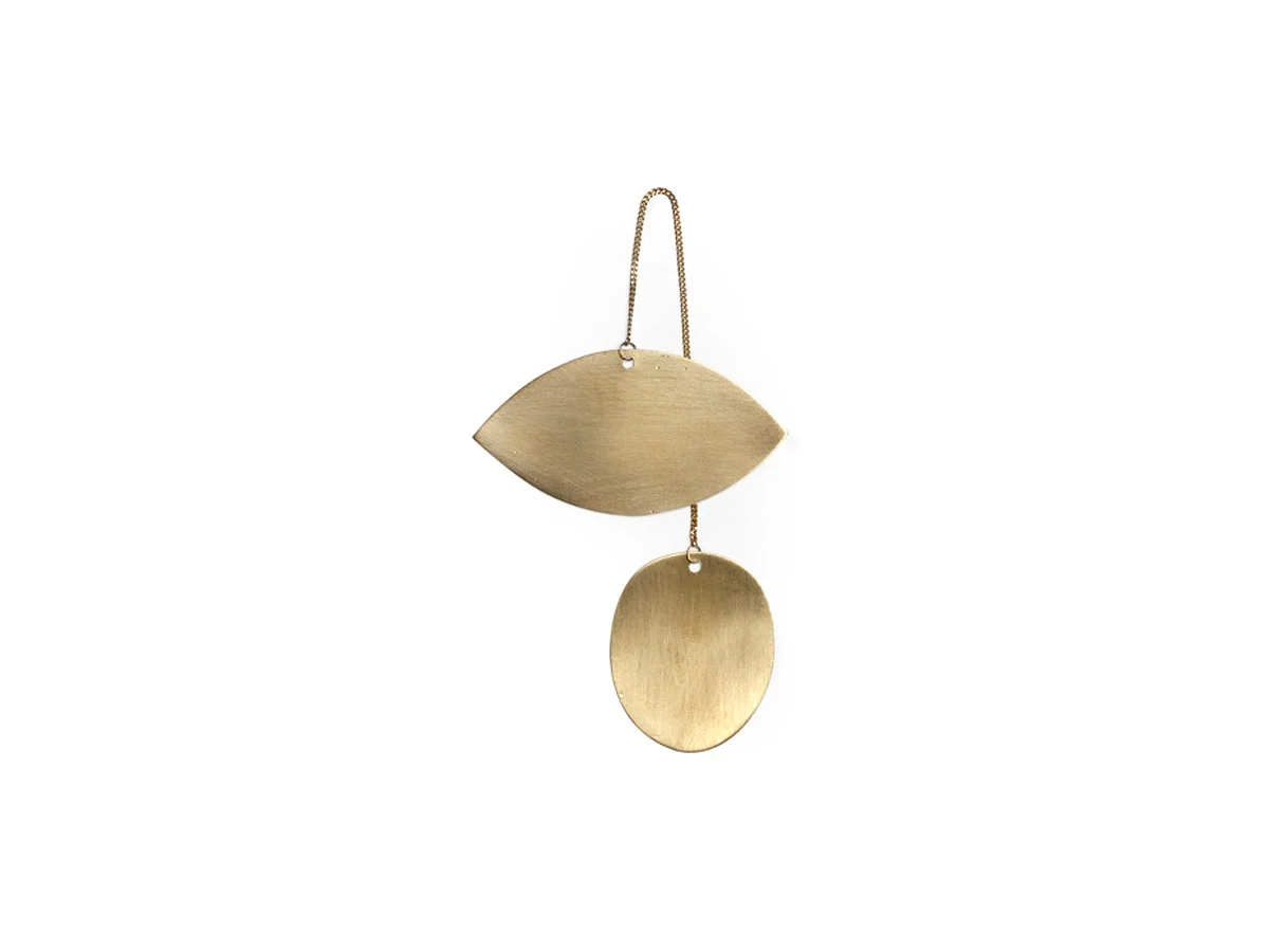 twin-eye-brass-ornament-ferm-living-1