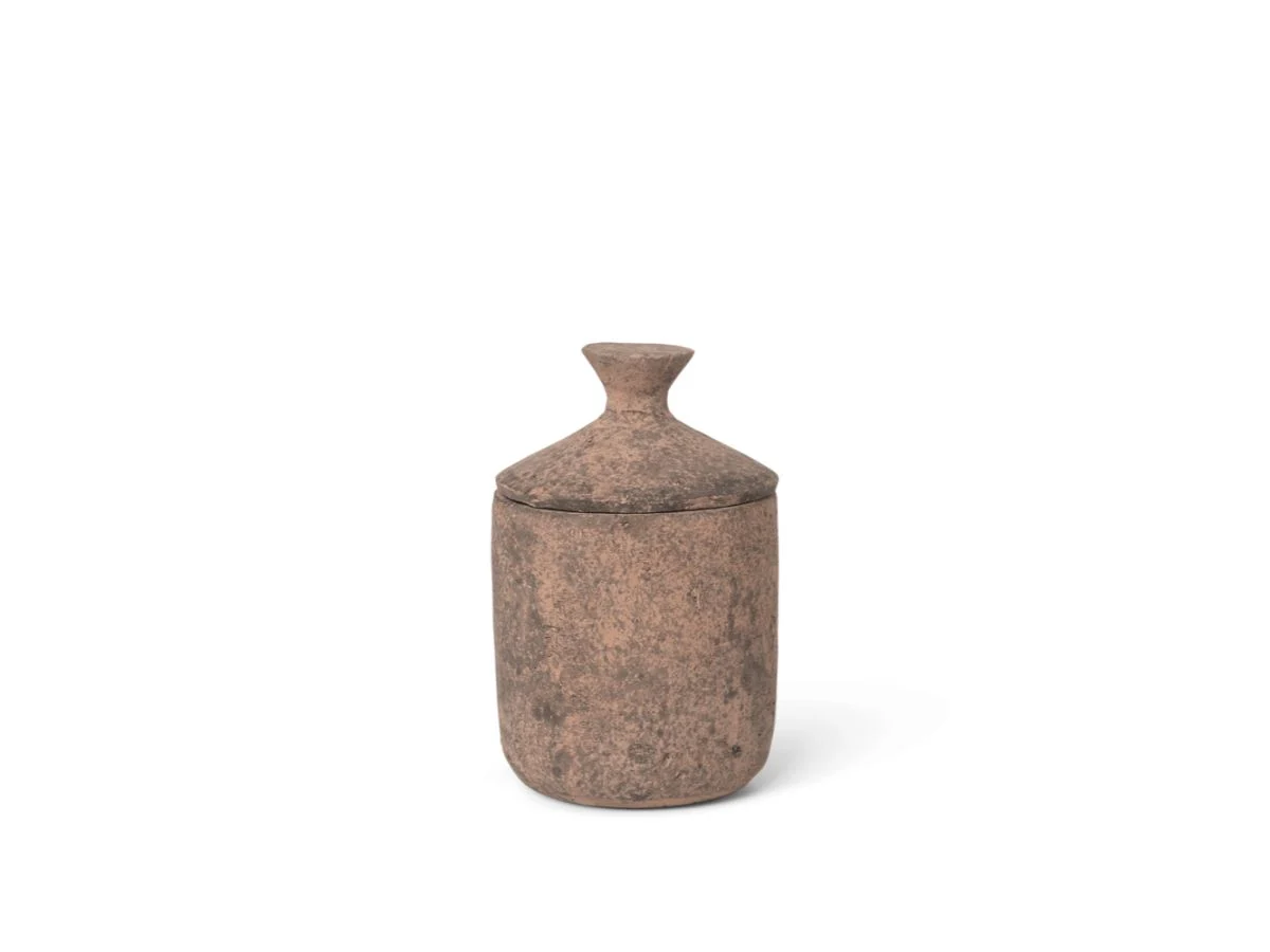 ura-scented-candle-burned-sienna-1